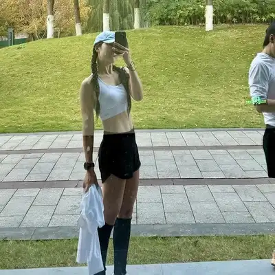 袁博